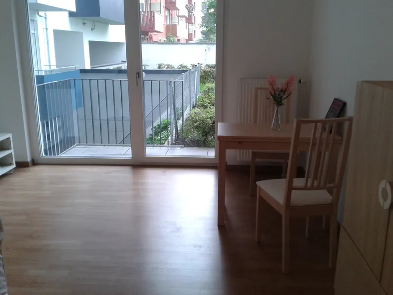 Schönes teilmöbliertes 1 Zimmer Apartment in Berlin Steglitz — photo 1